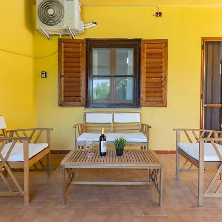 Apartment La Casetta Di Luisa - Affitti Brevi Italia Bari Sardo